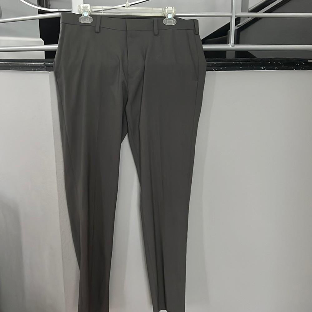 Louis Raphael men’s dress pants EUC size 34/32